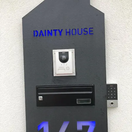 Dainty House *